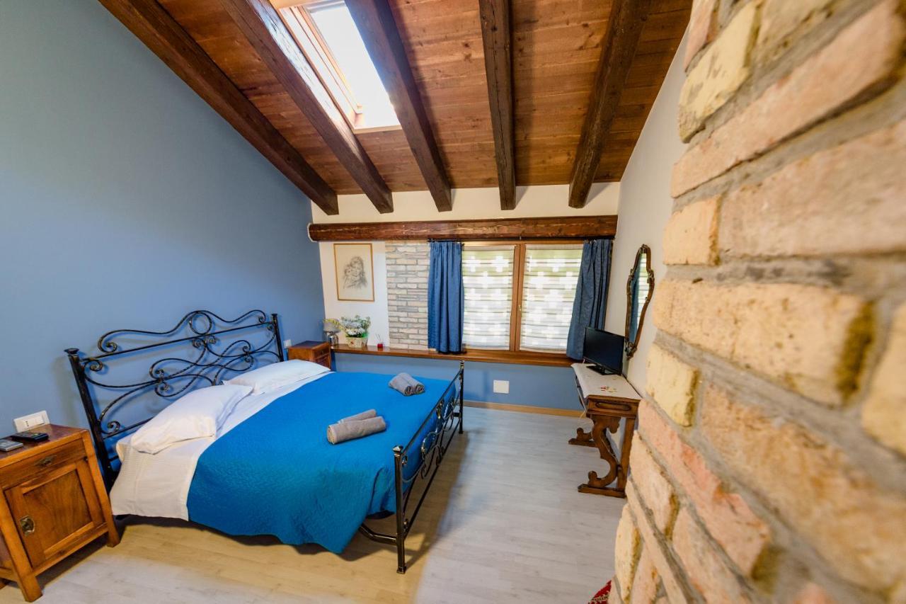 サン・ミケーレ・アル・タリアメント Isola Di Wight Bed & Breakfast エクステリア 写真